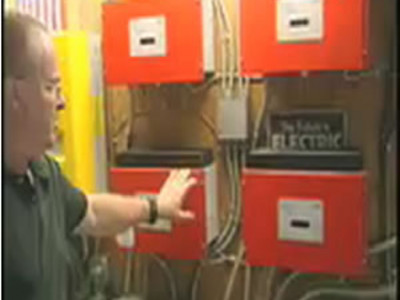 Michael Strizki`s Solar/Hydrogen/Geothermal Powered House - Amazing!