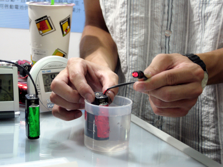 Taiwanese Chlorophyll Battery - Works With Any Liquid!