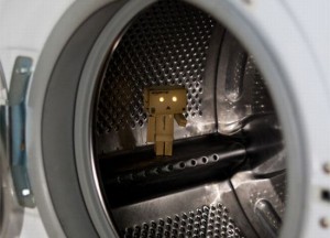 vibrating dishwasher WYOkb 69 300x216 Researchers Develop Device to Convert Vibrations Into Electricity