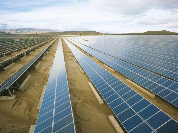 Europe's Biggest Solar Power Plant to Open in Italy This Year