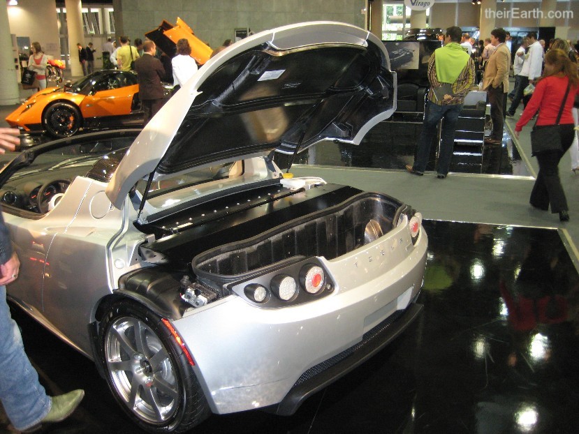 Tesla Motors Official Discloses Interesting Information About Their In An Interview Given To Techon Kurt Kelty Director Of Battery Technologies At Tesla Motors Explained A Few Historic Facts Which Led The Roadster S