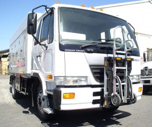 Just imagine this Nissan reefer without that nasty "Diesel" tag.