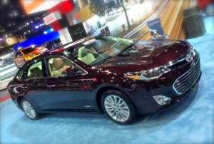 Toyota Avalon Hybrid - 40mpg Luxury Vehicle