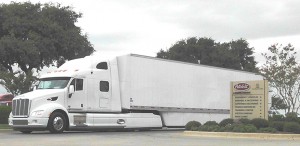 Peterbilt's SuperTruck is 54% More Fuel-Efficient