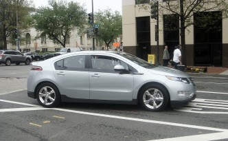 Chevy Volt to Get Better Range and Better Price, But We'll Have to Wait a Few Years