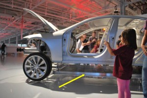 Tesla Model S Displays its Shiny Battery Underbelly, Protected by 1/4" Armor