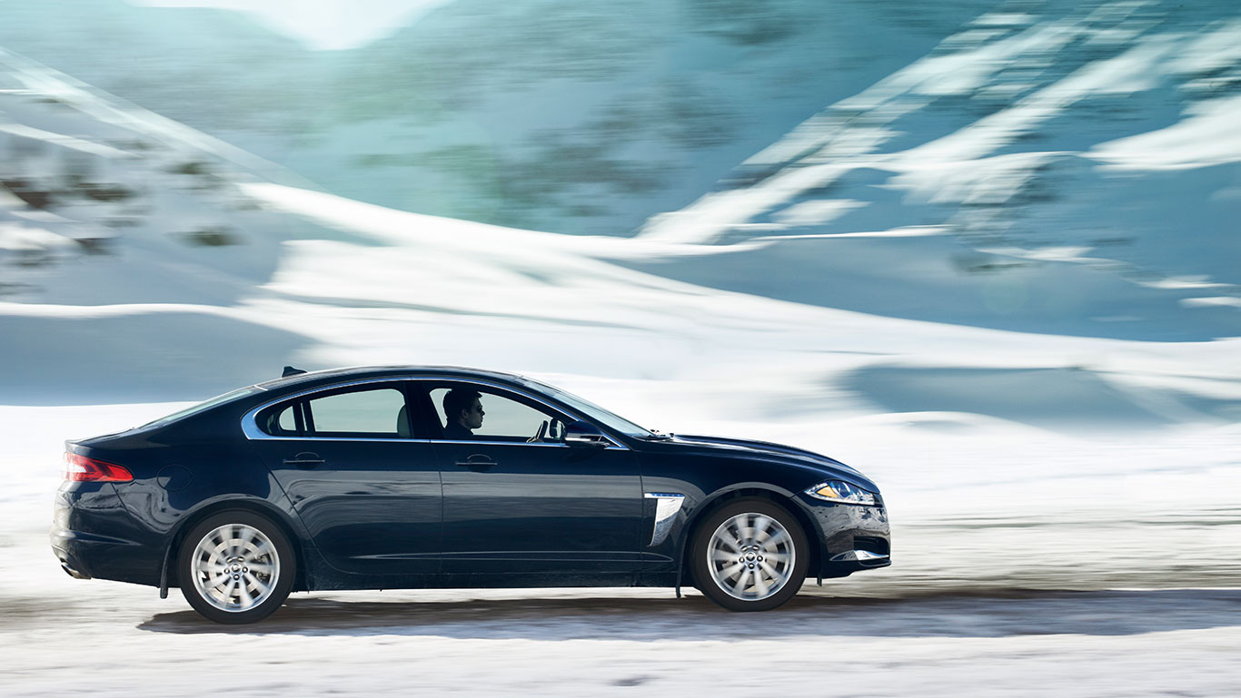 Jaguar XF, Dinosaur Hanging on by its Teeth
