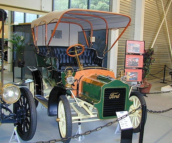 What company owns ford motor #5