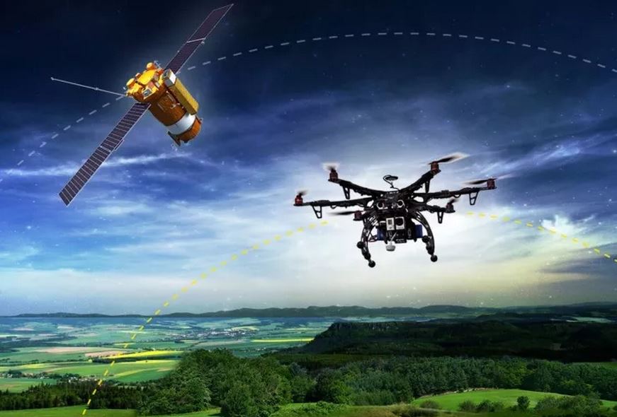 полеты на квадрокоптере в москве 2021. нло в крыму. летающие тарелки инопланетян. боевые нло. нло.