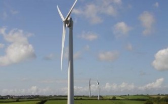 Direct drive wind turbines like these are growing in popularity.