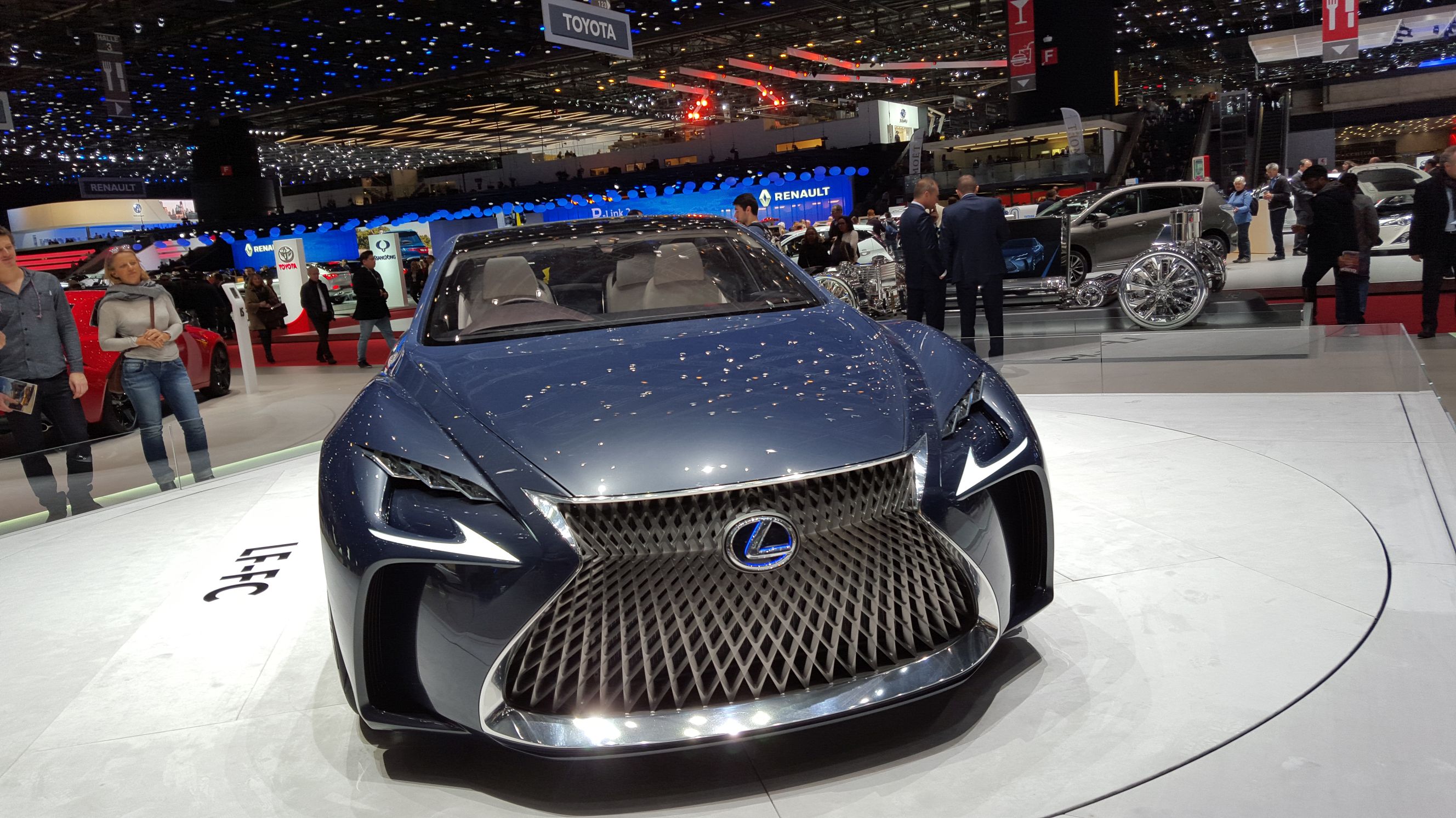 Top 6 Hottest Electric Cars At The 2016 Geneva Motor Show 20160303 125748