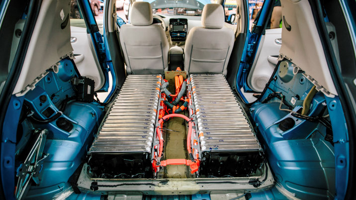 Nissan leaf battery life miles deals