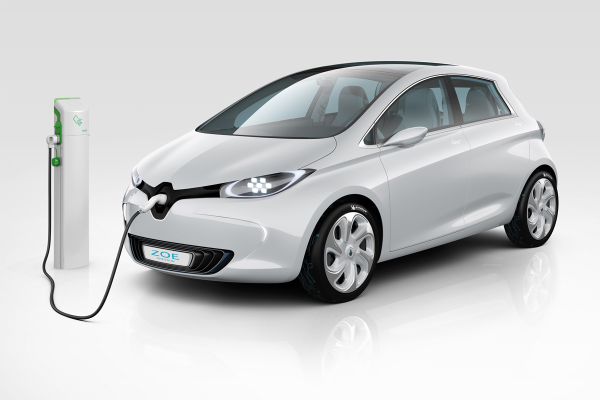 Renault says new Zoe has longest range of any mainstream electric car, Electric, hybrid and low-emission cars