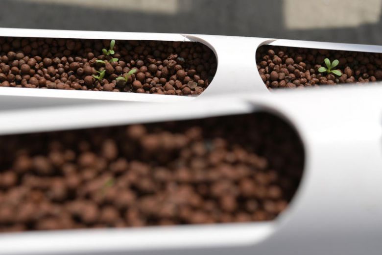 Diy Low Tech Air Conditioning System From Terracotta Tubes And Water The Green Optimistic